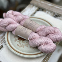 Bedale 4ply in colourway Antique Rose (dyelot 060225)