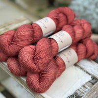 Titus 4ply in Red Kite (Dyelot 070225)