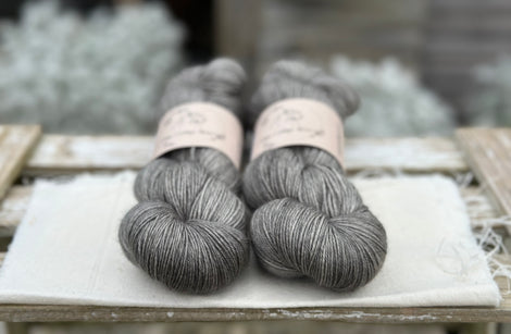 Pendle 4ply in Ash (dyelot 100225) - 100% superwash merino