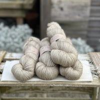 Titus 4ply in Hedgerow (Dyelot 070225)