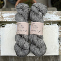 Pendle 4ply in Ash (dyelot 100225) - 100% superwash merino