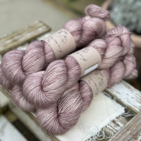 Carlisle Fingering in Smoky Taupe (Dyelot 080225)