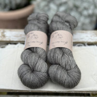 Pendle 4ply in Ash (dyelot 100225) - 100% superwash merino