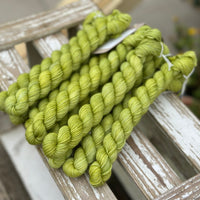 Brimham 4ply Mini Skein in Fresh Leaves (Dyelot 041124)