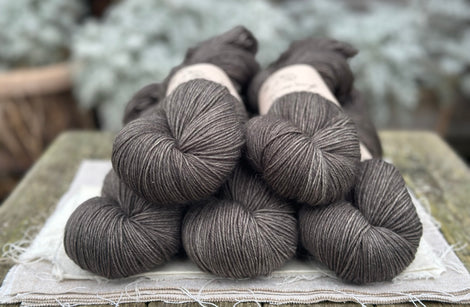 Tempo 4ply in Charcoal (dyelot 111224)