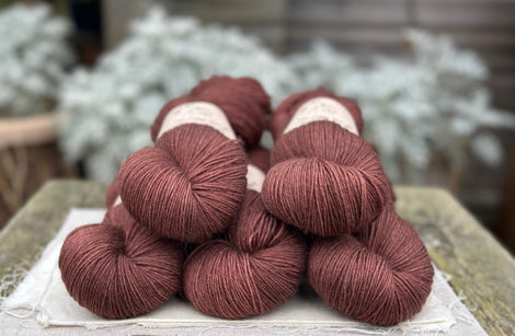 Tempo 4ply in Dark Oak (dyelot 111224)