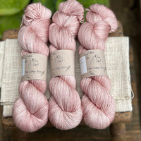 Titus 4ply in Rambling Rose (Dyelot 20924)